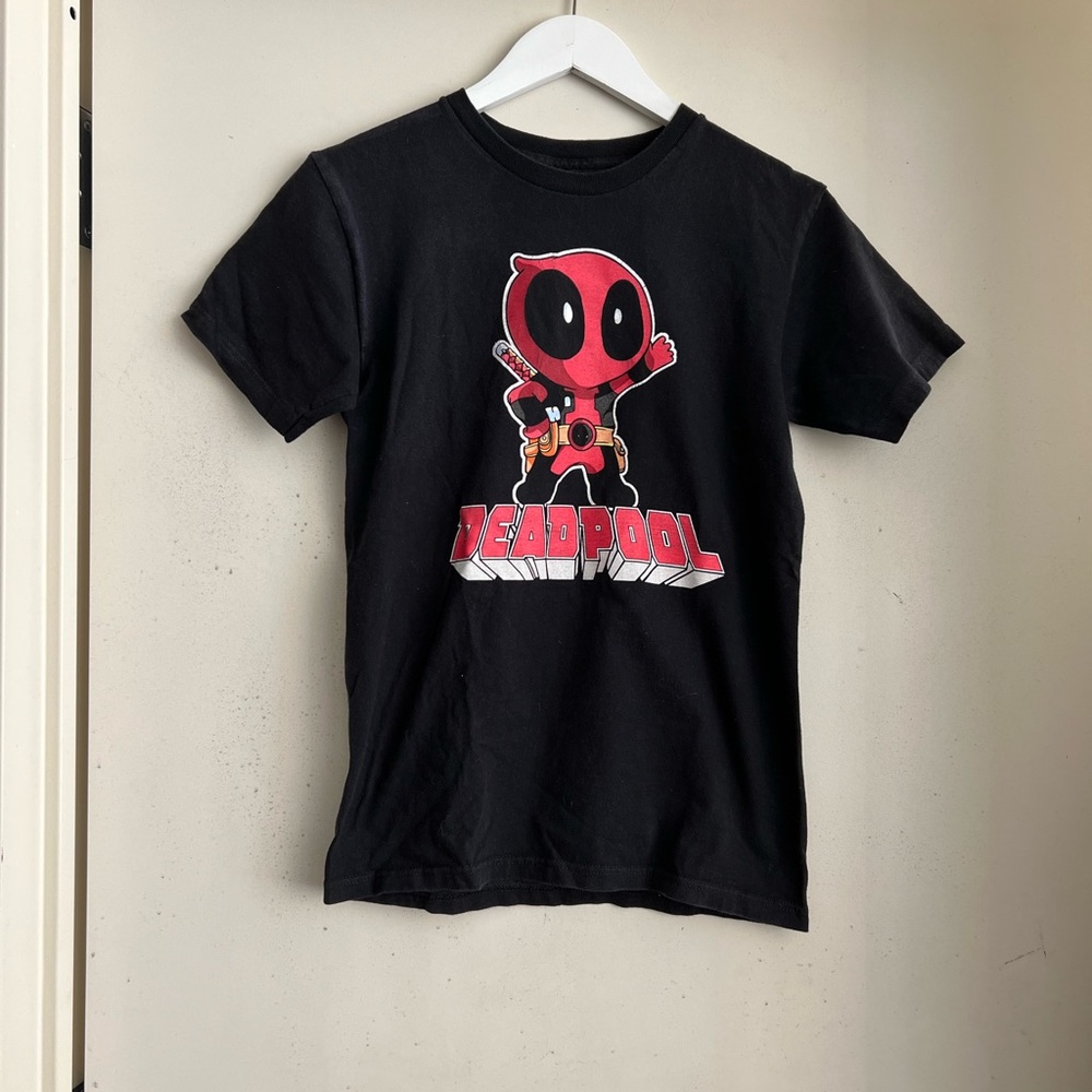 Marvel Deadpool Graphic T-Shirt